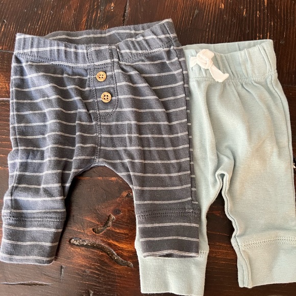 Carter’s Cotton Pants - NB - Picture 2 of 2
